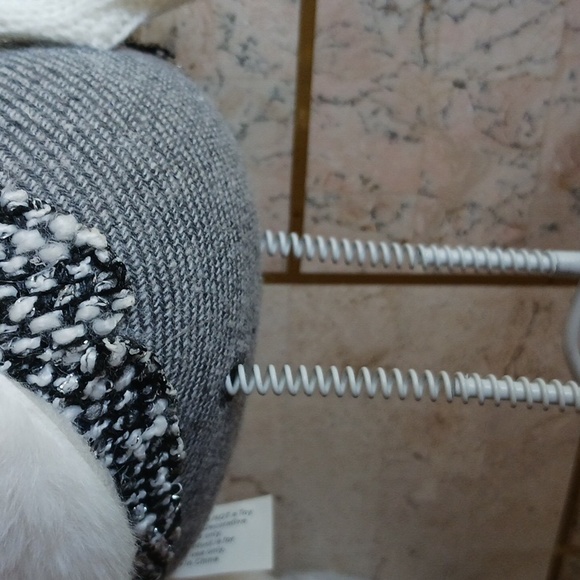 Rockin' Birds'  W/ Knit Hat & Scarf By Valeri/Qvc...Set Of 2....New - Picture 7 of 16